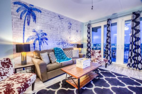 Laketown Wharf 728 By Aneliya